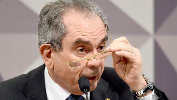 Raimundo Lira señala que la decisión de anular el juicio político contra Rousseff es equivocada. (eltribuno.info)