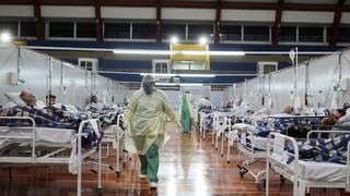 La pandemia no da tregua a Brasil que registra ya más de 200 mil muertos 