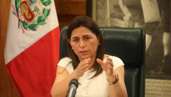 Ministra de Salud, Rosa Gutierrez Palomino, anunció que la institución está en máxima capacidad operativa.