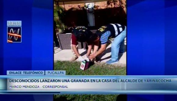El alcalde de la ciudad de Yarinacocha (Pucallpa), Ronny del Águila Castro, se llevó un gran susto, luego de encontrar una granada tipo piña en su vivienda. (Foto: Canal N)