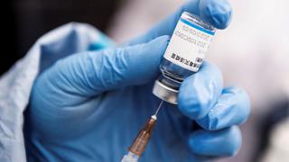 Las dosis de refuerzo de vacunas contra el COVID-19 ofrecen grados diferentes de protección, según estudio