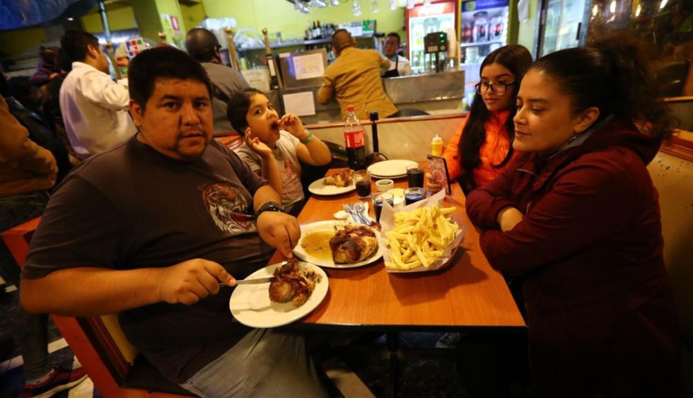 Así celebró el Día del Pollo a la Brasa en Lima. (Francisco Neyra/GEC)