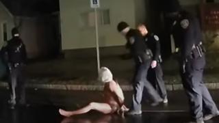 Nueva York investiga la muerte de afroamericano que fue encapuchado por la policía [VIDEO]