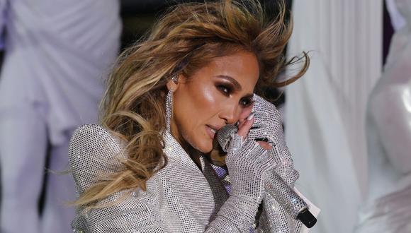 Jennifer López no pudo evitar quebrarse durante su actuación en Times Square por Año Nuevo. (Foto: AFP/Gary Hershorn)
