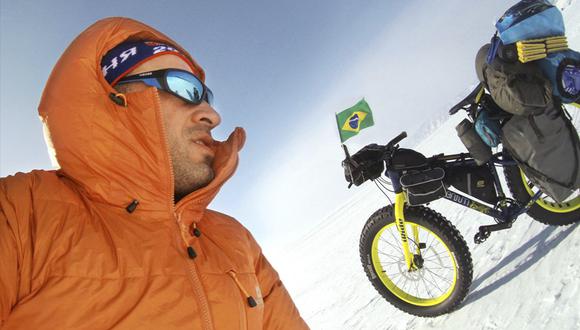 Leandro Martins se prepara desde hace dos años para ser el primer ciclista en atravesar la Antártida. (Twitter / @leandrobybike)