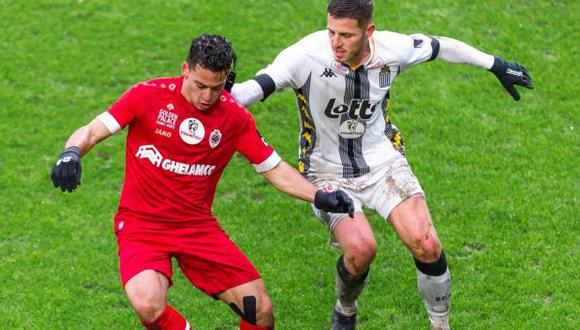 Cristian Benavente vistió la camiseta de Sporting Charleroi durante tres años. (Foto: Royal Antwerp)