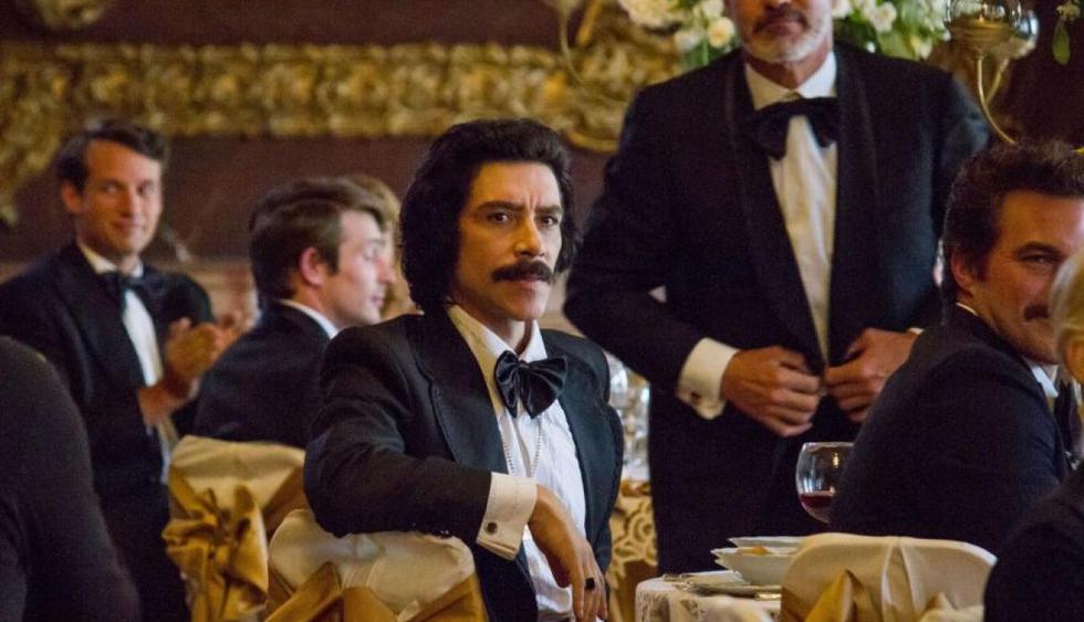En 'Luis Miguel, la serie', padre del cantante mexicano se muestra timador, ególatra y controlador. Por eso se ha convertido en uno de los personajes más odiados del público mexicano. (Netflix)