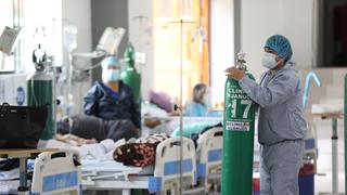 Pacientes hospitalizados por COVID-19 consumen un balón más de oxígeno en segunda ola 