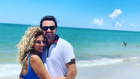 Cristian Zuarez y su esposa no ocultan su felicidad. (Instagram)