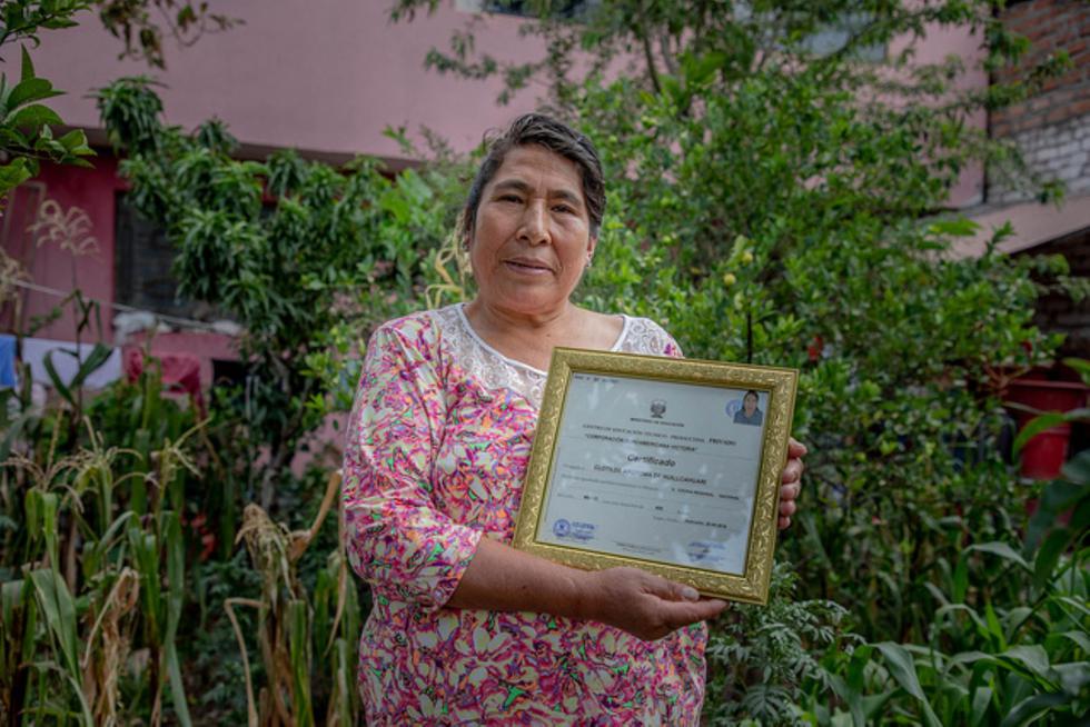 Clotilde Arotoma de Huillcahuari, una ayacuchana de 61 años, se convirtió en chef gracias a la Beca Técnico Productiva Repared. (Foto: Pronabec)