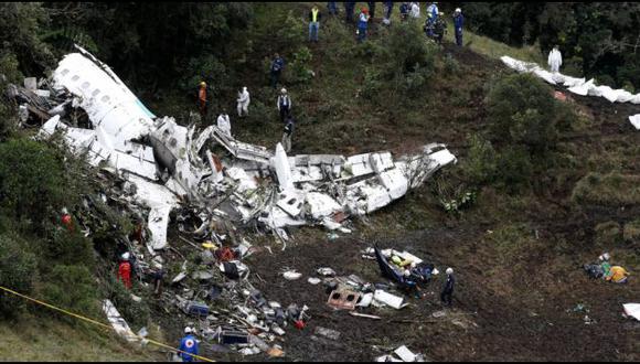 Según el informe el piloto y el copiloto sabían que el combustible estaba al límite (www.ecestaticos.com)