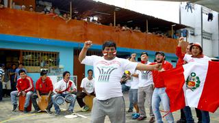 Perú vs. Argentina: La fiebre del fútbol llegó también a los los penales de Lima [FOTOS]