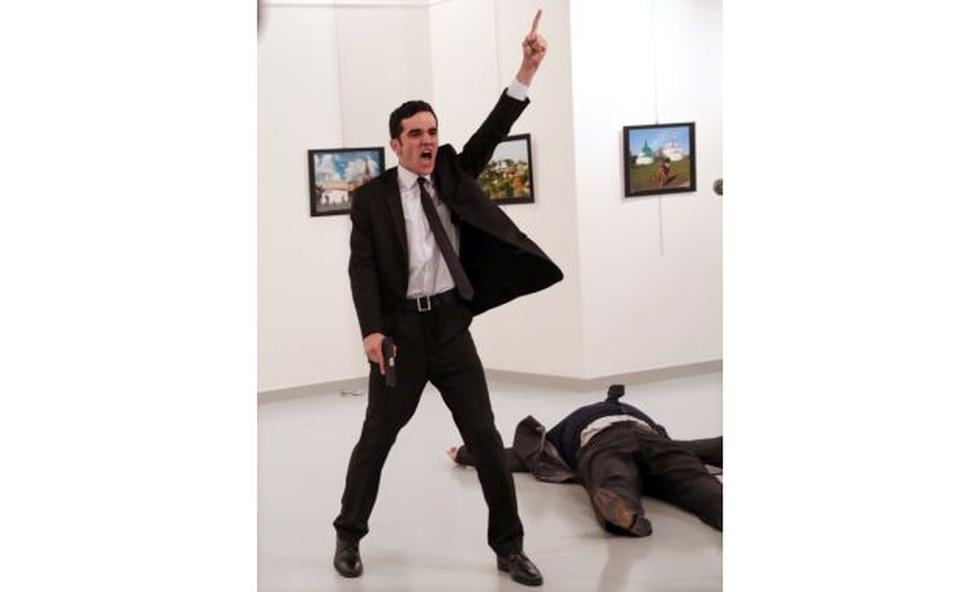 'Un asesinato en Turquía' de Burhan Ozbilici para The Associated Press.
