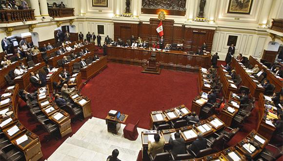 El pedido también ratifica el compromiso de estos grupos parlamentarios "con que el proceso de referéndum planteado por el Poder Ejecutivo se realice el próximo 9 de diciembre".&nbsp;(Foto: Agencia Andina)