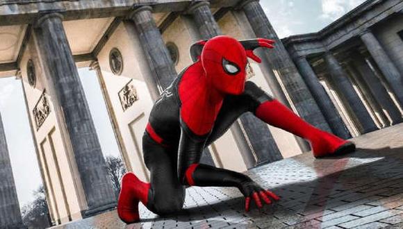 Peter Parker (Tom Holland) se ve en aprietos en 'Spider-Man: Far from Home' (Foto: Marvel Studios / Sony Pictures)