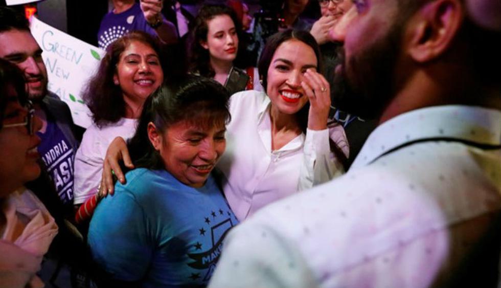 La neoyorquina Alexandria Ocasio-Cortez, demócrata latina y de 29 años, y que se ha convertido en la congresista más joven de la historia de Estados Unidos. | Foto: Reuters
