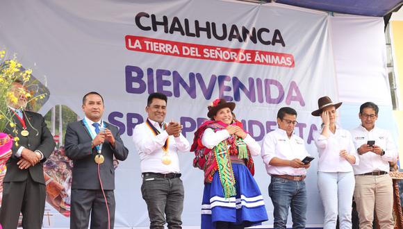 Dina Boluarte y el ministro de Salud anunciaron paquete de obras para Apurímac. (Foto: Presidencia)