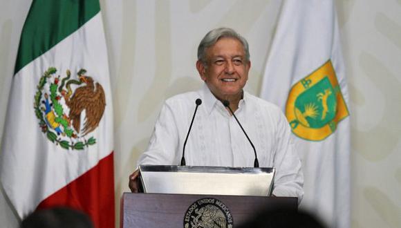 AMLO calificó como un "reto" la meta de aumentar la producción petrolera en México. (Foto: EFE)