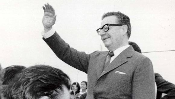Allende se disparó con fusil que le regaló Fidel Castro. (USI)