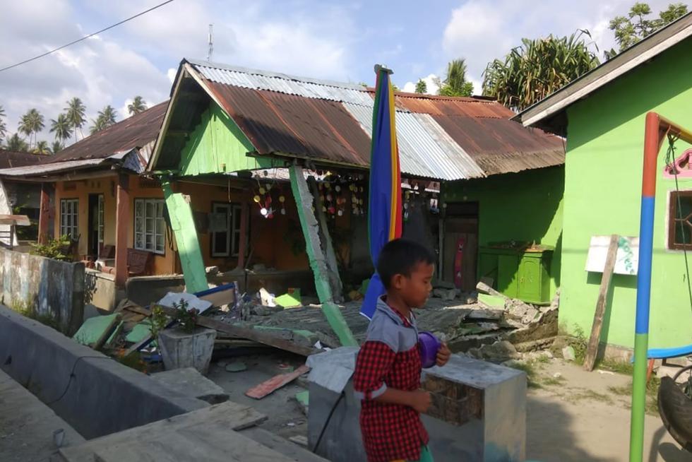 Un fuerte terremoto de magnitud 7,5 sacudió este viernes la isla de Célebes, en el centro de Indonesia. (AFP)