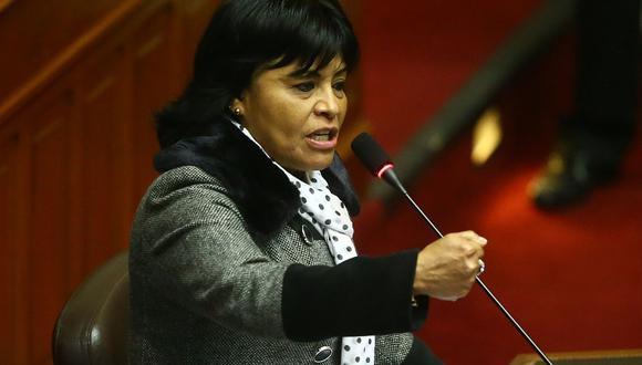 La congresista de Fuerza Popular, Esther Saavedra, fue a comparecer por una investigación sobre su hoja de vida, según reportaron medios locales. (Foto: USI)