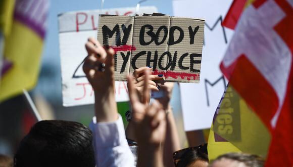 El aborto actualmente es ilegal en 7 de los 50 estados de Estados Unidos: Alabama, Arkansas, Misuri, Oklahoma, Dakota del Sur, Wisconsin y Virginia Occidental. (Foto: Christophe ARCHAMBAULT / AFP)