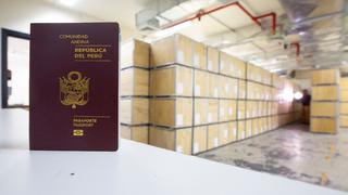 Migraciones suscribe contrato para emisión de más de medio millón de pasaportes