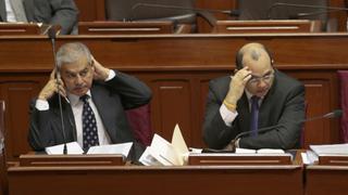 Villanueva, Castilla y Figallo explicarán aumento de sueldos en el Congreso
