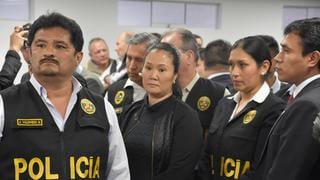 Keiko Fujimori recibe visitas de congresistas en carceleta del Poder Judicial