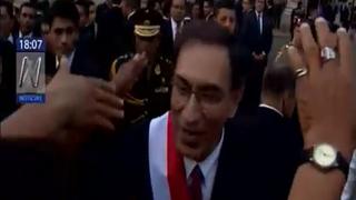 Presidente Vizcarra saluda a simpatizantes y dice: "Basta de odios" [VIDEO]