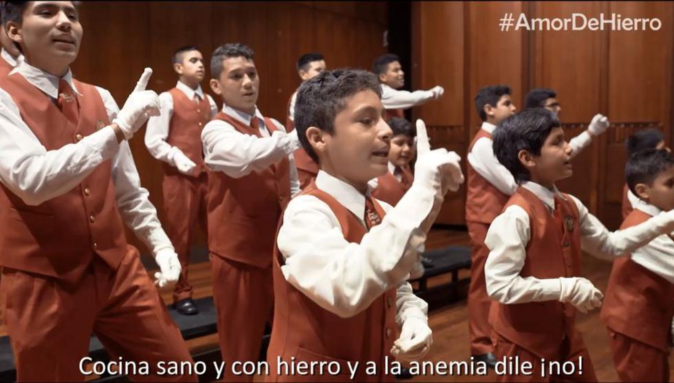Los Toribianitos cantan contra la anemia.