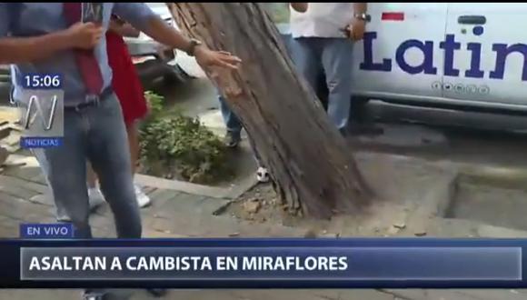 De acuerdo a Canal N, el robo se registró cuando el cambista identificado como Vicente Huincho Pérez (46) salía de una agencia bancaria. (Foto: Canal N)