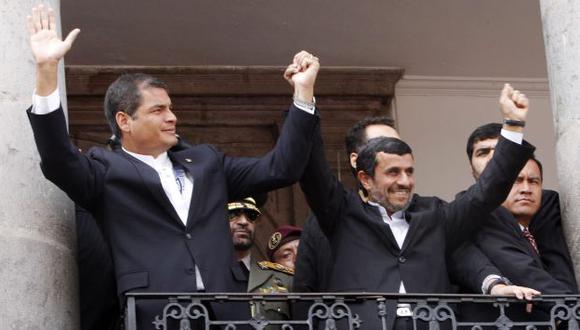 Correa y Ahmadinejad. (Reuters)