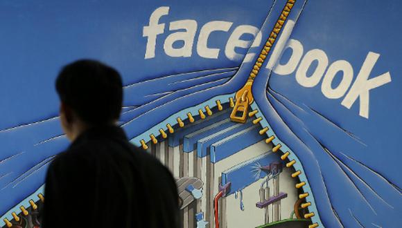 Facebook ha sido duramente criticada por las fake news. (Foto: AP)