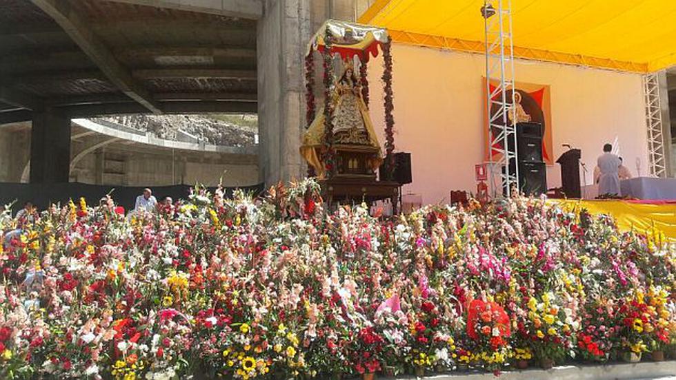 Gran devoción en el Santuario de la Virgen de Chapi. (FOTOS: Gessler Ojeda)