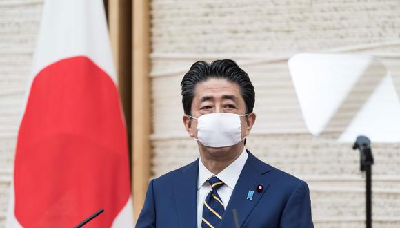 La semana pasada Shinzo Abe había declarado el estado de emergencia hasta el 6 de mayo en 7 de las 47 regiones de Japón. (AFP / POOL / Tomohiro Ohsumi).