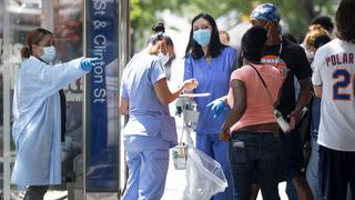 Estados Unidos: Casi 1,600 muertos por coronavirus en 24 horas, la mayor cifra desde mayo 