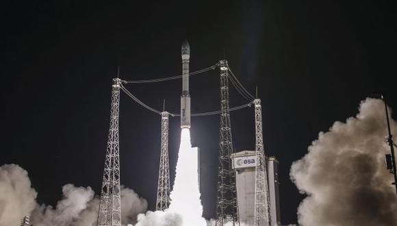UNI construirá cohetes para mandar satélite peruano al espacio con el apoyo de Francia (Referencial/EFE)