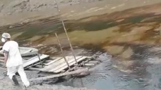 Loreto: reportan que derrame de petróleo en quebrada Cuninico llega al Río Marañón