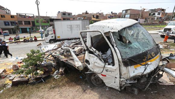 Accidente en Mi Perú: vehículo que causó la muerte de padre e hijo tenían deficiencia en los frenos. (GEC)