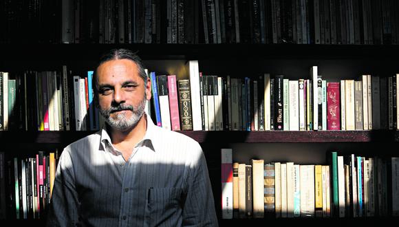 Carlos Arámbulo, escritor. (Foto: César Campos)