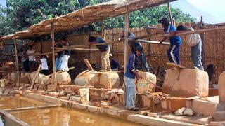 Existen 1,400 personas que se dedican a la minería informal en Piura