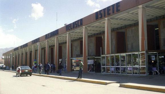 Al menos 200 manifestantes intentaron tomar aeropuerto Velasco Astete durante segundo día de paro en Cusco. (USI)