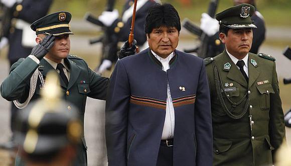 Mandatario boliviano reafirmó su posición durante acto militar oficial. (AP)