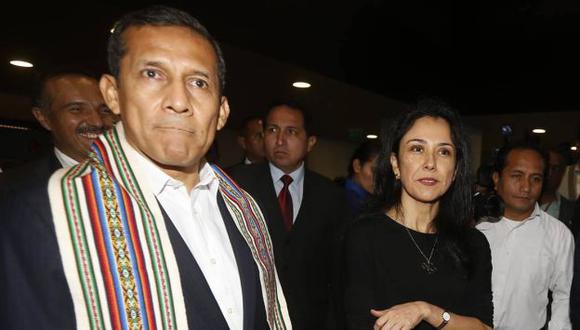 Ollanta Humala sobre fotos de Nadine Heredia: “No veo nada de malo en que nos expliquen cómo iba a ser nuevo mapa”. (Mario Zapata)