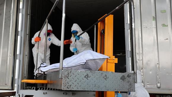 Trabajadores de Salud son los más afectador con la crisis que se vive en Ecuador a raíz de la pandemia por coronavirus.(Photo by Franklin Jacome/Agencia Press South/Getty Images)