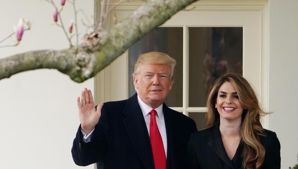 Donald Trump y su asesora Hope Hicks en una imagen de marzo del 2018. (Foto: Mandel NGAN / AFP).