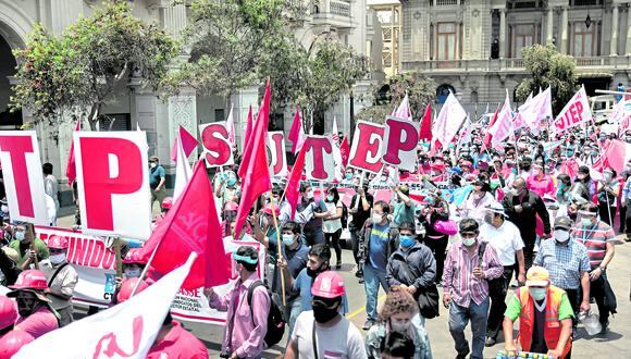 Toman la calle. Mientras Gallardo evade responsabilidades, maestros del Sutep realizarán marcha. (Foto: Renzo Salazar/GEC)