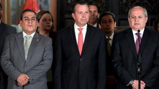 Gabinete Cateriano respaldó labor de ministro Gustavo Adrianzén ante posible censura