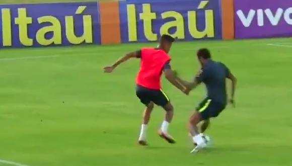 Mira la huacha que le hicieron a Neymar y cómo reaccionó. (Captura y video: Youtube)